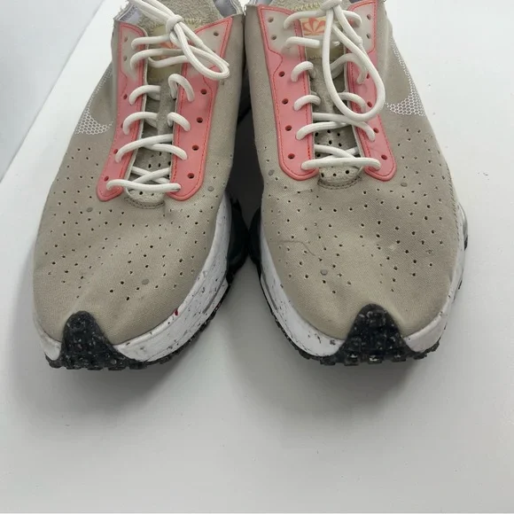 Nike Air-Zoom-Type Crater Beige and Coral Sneakers - Picture 4 of 16